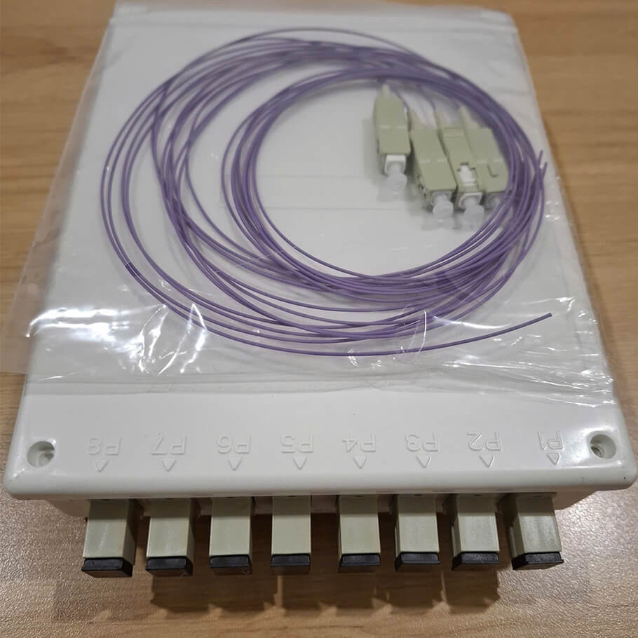 Hộp phối quang ODF 8FO MM (đủ PK, dây nối SC/PC OM4)